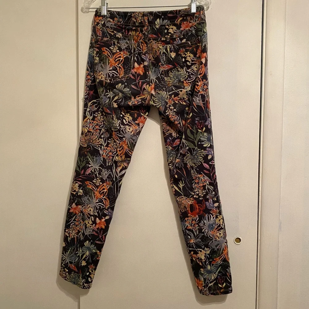 Pilcro and the Letterpress Floral Skinny Pants - Multicolor - Picture 2 of 8
